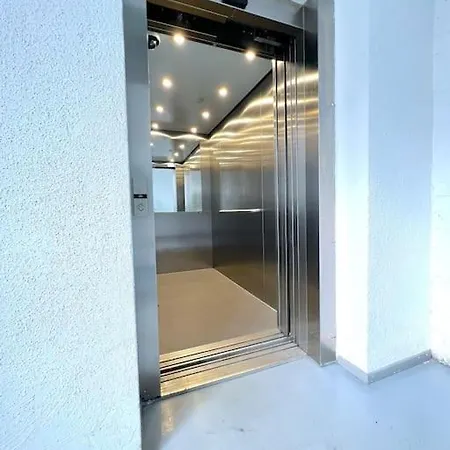 Minimalistic Style Loft In The City Center * فيلنيوس