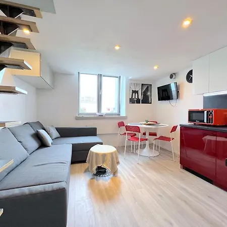Minimalistic Style Loft In The City Center * فيلنيوس